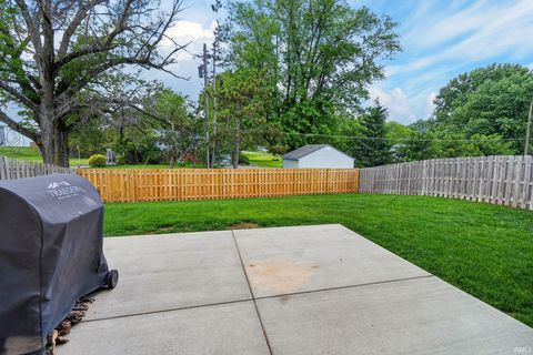 Tiny photo for 140 Wadsworth Court, Lafayette, IN 47905 (MLS # 202621062)