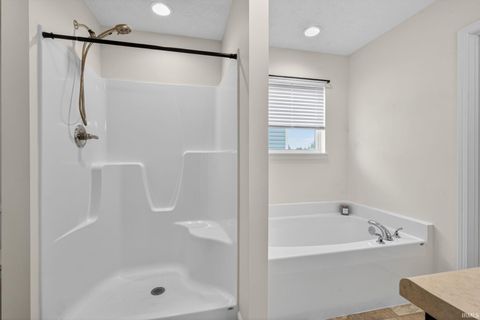 Tiny photo for 140 Wadsworth Court, Lafayette, IN 47905 (MLS # 202621062)