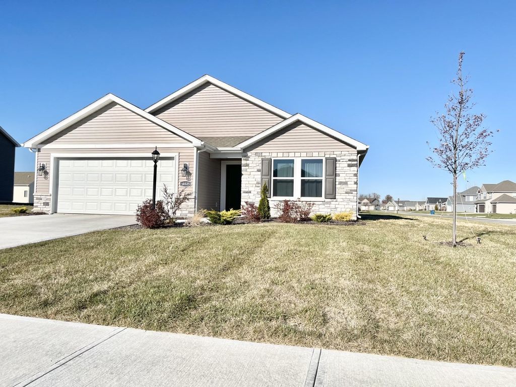 Photo of 10325 Woodsong Cove, New Haven, IN 46774 (MLS # 202546191)