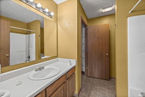 Tiny photo for 1609 Tabor Court, Lafayette, IN 47909 (MLS # 202529819)