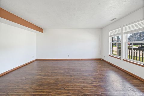 Tiny photo for 1609 Tabor Court, Lafayette, IN 47909 (MLS # 202529819)