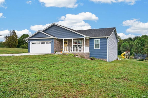135 BRINEGAR DR, SPRINGVILLE, IN 47462 - Image 898c683beeecabb52bca615990257511/26482490