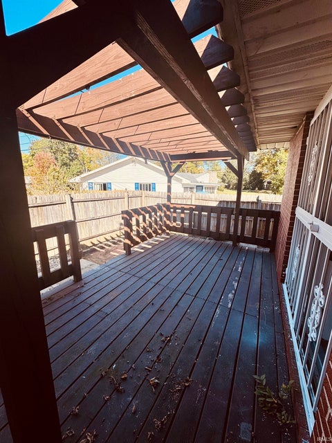 Tiny photo for 1302 N Briar Road, Muncie, IN 47304 (MLS # 202643590)