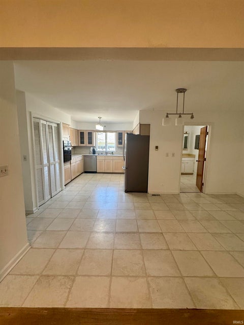 Tiny photo for 1302 N Briar Road, Muncie, IN 47304 (MLS # 202643590)
