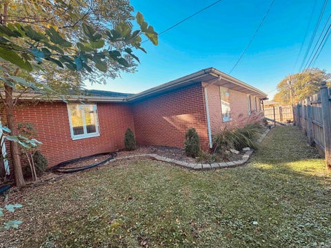 Tiny photo for 1302 N Briar Road, Muncie, IN 47304 (MLS # 202643590)