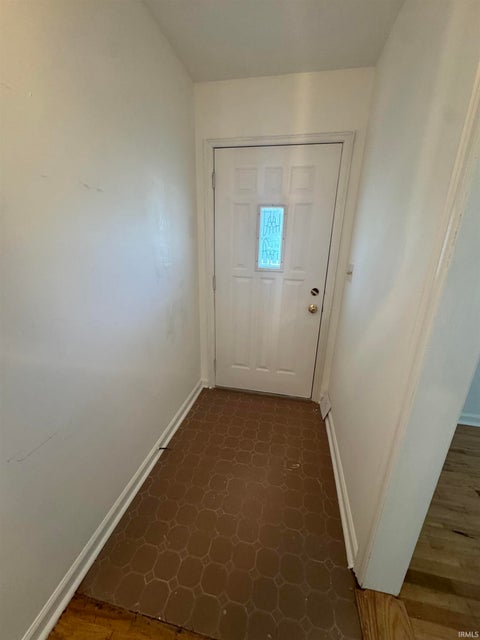 Tiny photo for 1302 N Briar Road, Muncie, IN 47304 (MLS # 202643590)