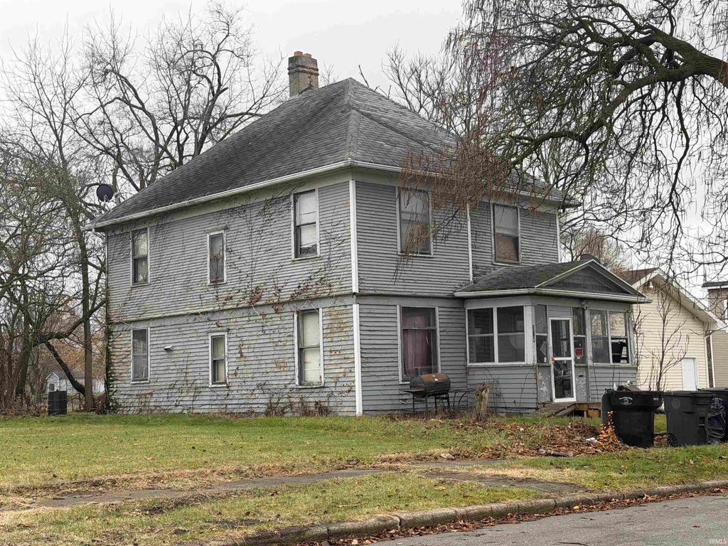 Photo of 106 N Adams Street, South Bend, IN 46628 (MLS # 202547666)