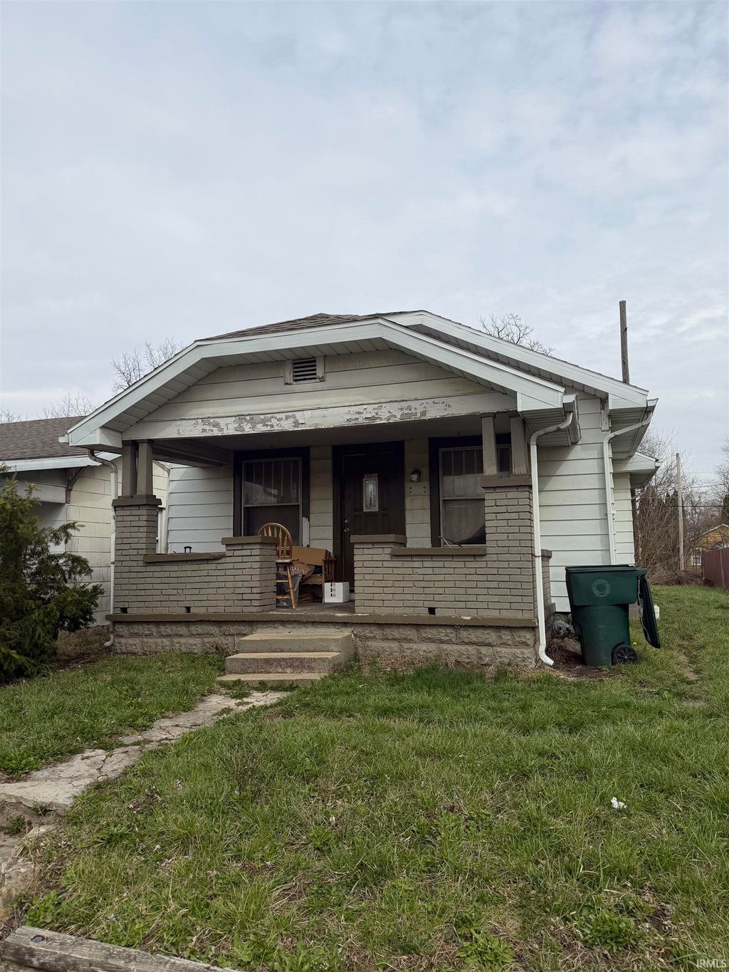 Photo of 2408 S Mulberry Street, Muncie, IN 47302 (MLS # 202610009)