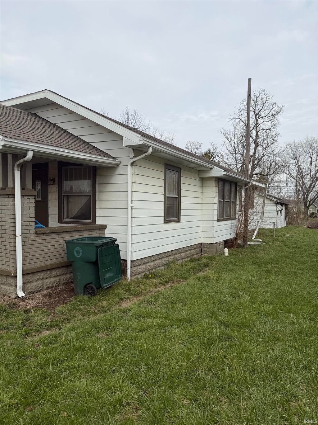 Photo of 2408 S Mulberry Street, Muncie, IN 47302 (MLS # 202610009)