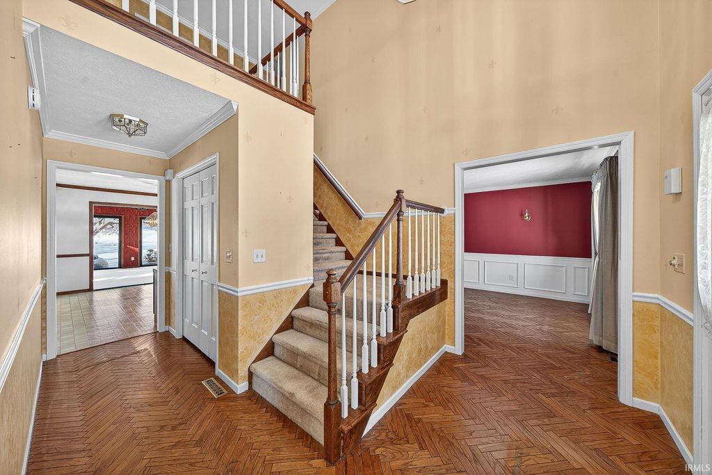 Photo of 51293 Golfview Court, Granger, IN 46530 (MLS # 202548444)