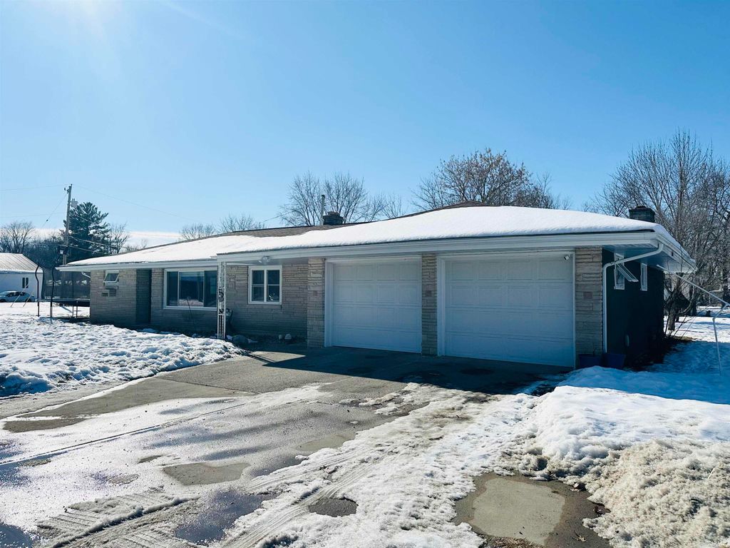 Photo of 104 Maine Street, Walkerton, IN 46574 (MLS # 202604283)