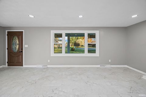 Tiny photo for 1406 Meadowbrook Court, Lafayette, IN 47905 (MLS # 202600952)