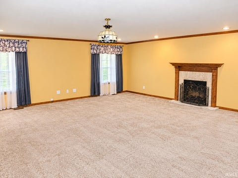 Tiny photo for 679 E Indiana Avenue, Spencer, IN 47460 (MLS # 202639549)
