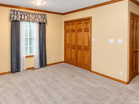 Tiny photo for 679 E Indiana Avenue, Spencer, IN 47460 (MLS # 202639549)