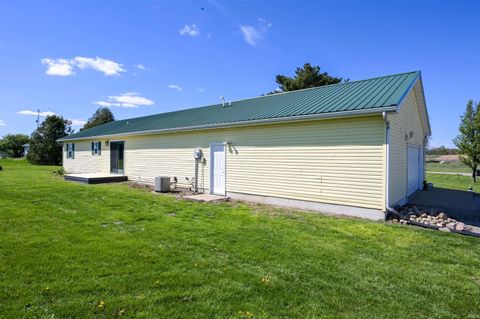 Tiny photo for 9312 E STATE ROAD 16, Twelve Mile, IN 46988 (MLS # 202614088)