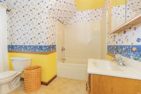 Tiny photo for 2321 Mount Auburn Road, Evansville, IN 47720 (MLS # 202624372)