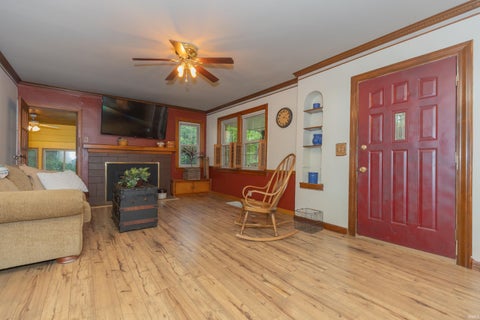 Tiny photo for 2321 Mount Auburn Road, Evansville, IN 47720 (MLS # 202624372)
