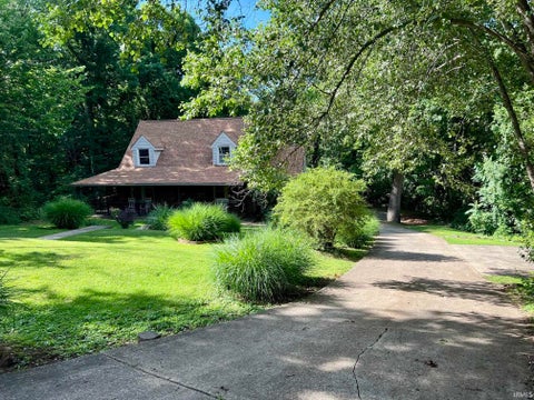 Tiny photo for 2321 Mount Auburn Road, Evansville, IN 47720 (MLS # 202624372)