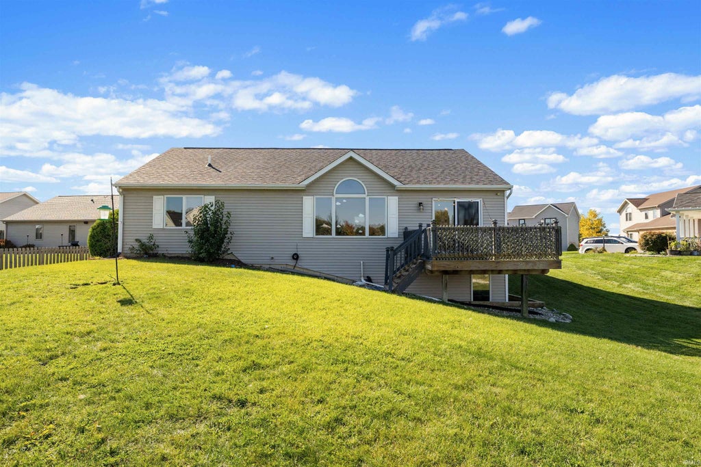 Photo of 12104 Breezy Court, Fort Wayne, IN 46818 (MLS # 202644062)