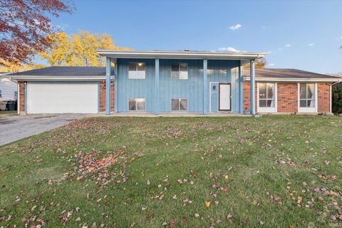 Photo of 5914 Miami Street, South Bend, IN 46614 (MLS # 202545824)