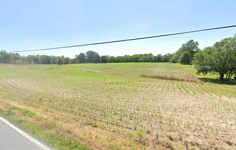 Tiny photo for W st rd 22 Highway, Kokomo, IN 46901 (MLS # 202523496)