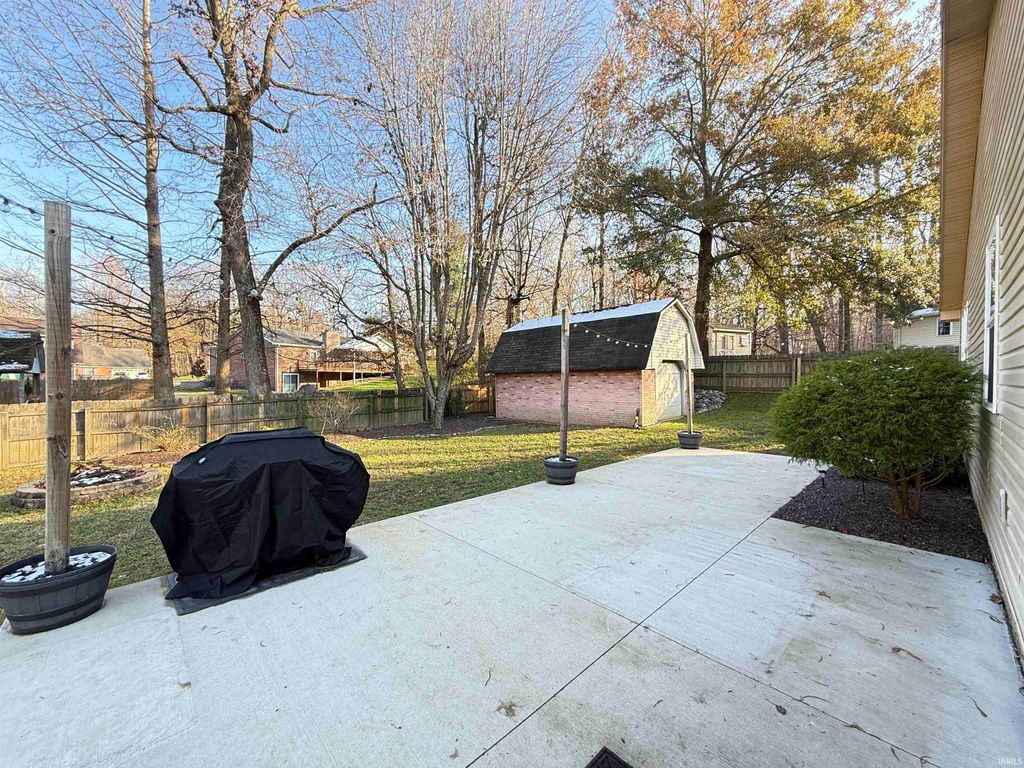 Photo of 5944 Riceland Drive, Newburgh, IN 47630 (MLS # 202548232)