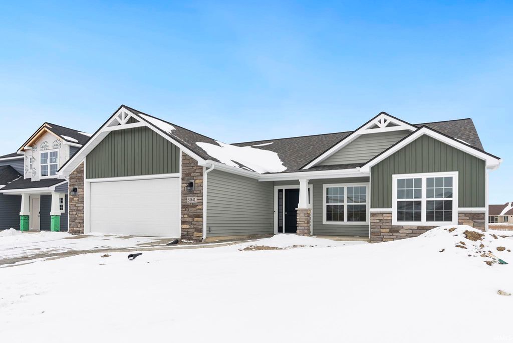 Photo of 5041 Whittlebury Drive, Fort Wayne, IN 46818 (MLS # 202537642)