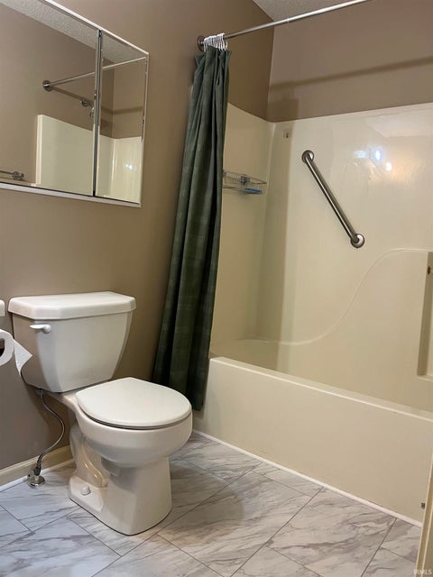 Tiny photo for 9503 Carmondy Crossing, New Haven, IN 46774 (MLS # 202639526)