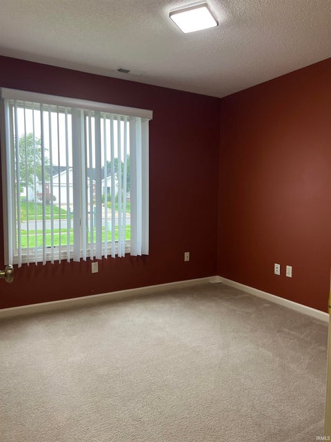 Tiny photo for 9503 Carmondy Crossing, New Haven, IN 46774 (MLS # 202639526)