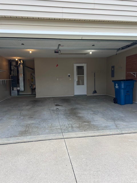 Tiny photo for 9503 Carmondy Crossing, New Haven, IN 46774 (MLS # 202639526)