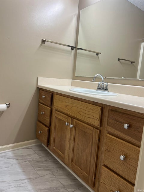 Tiny photo for 9503 Carmondy Crossing, New Haven, IN 46774 (MLS # 202639526)