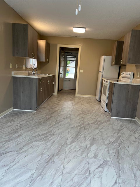 Tiny photo for 9503 Carmondy Crossing, New Haven, IN 46774 (MLS # 202639526)
