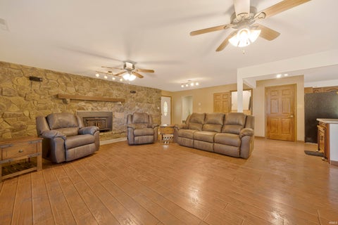 Tiny photo for 1390 S Old State Road 65, Princeton, IN 47670 (MLS # 202643761)
