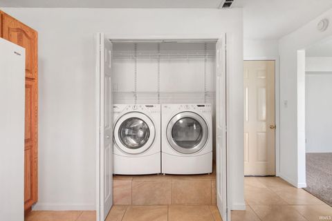 Tiny photo for 2209 Baton Rouge Drive, Kokomo, IN 46902 (MLS # 202546403)