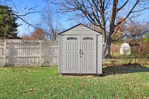 Tiny photo for 2209 Baton Rouge Drive, Kokomo, IN 46902 (MLS # 202546403)