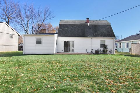 Tiny photo for 2209 Baton Rouge Drive, Kokomo, IN 46902 (MLS # 202546403)