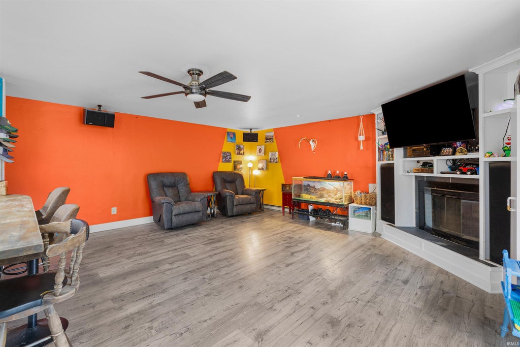 Photo of 1305 Culbertson Court, Auburn, IN 46706 (MLS # 202641073)