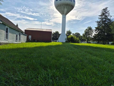 Tiny photo for 906 Jefferson Street, Bridgeport, IL 62417 (MLS # 202620978)