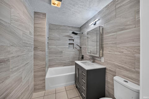 Tiny photo for 52776 Shellbark Avenue, South Bend, IN 46628 (MLS # 202643754)