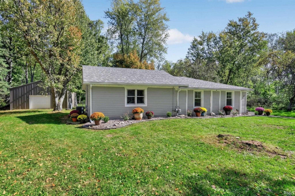 Photo of 52776 Shellbark Avenue, South Bend, IN 46628 (MLS # 202643754)