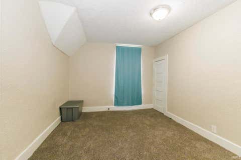 Tiny photo for 1112-1114 N Elm Street, Muncie, IN 47303 (MLS # 202635206)