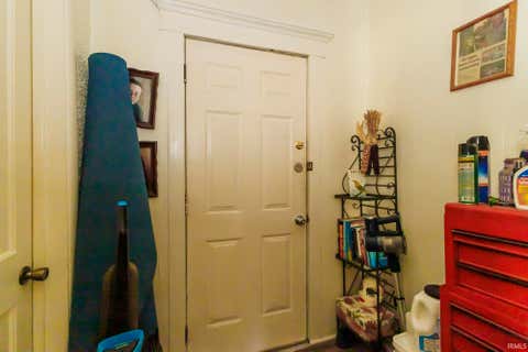 Tiny photo for 1112-1114 N Elm Street, Muncie, IN 47303 (MLS # 202635206)