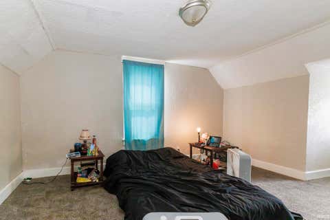 Tiny photo for 1112-1114 N Elm Street, Muncie, IN 47303 (MLS # 202635206)