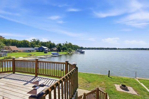 Tiny photo for 38 EMS C19a Lane, Warsaw, IN 46582 (MLS # 202637984)
