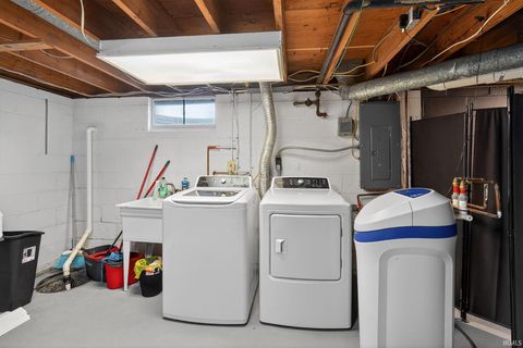 Tiny photo for 2524 Whitehall Drive, Lafayette, IN 47909 (MLS # 202611485)