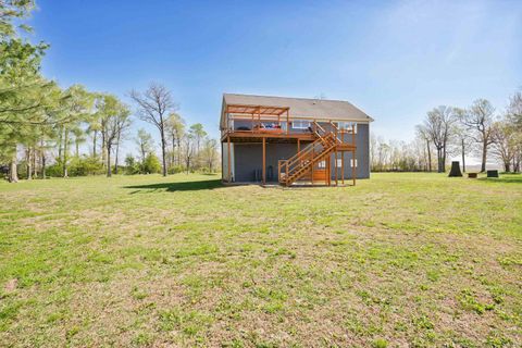 Tiny photo for 13032 S County Road 300 Road, Galveston, IN 46932 (MLS # 202615038)