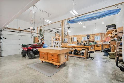 Tiny photo for 13032 S County Road 300 Road, Galveston, IN 46932 (MLS # 202615038)