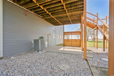 Tiny photo for 13032 S County Road 300 Road, Galveston, IN 46932 (MLS # 202615038)