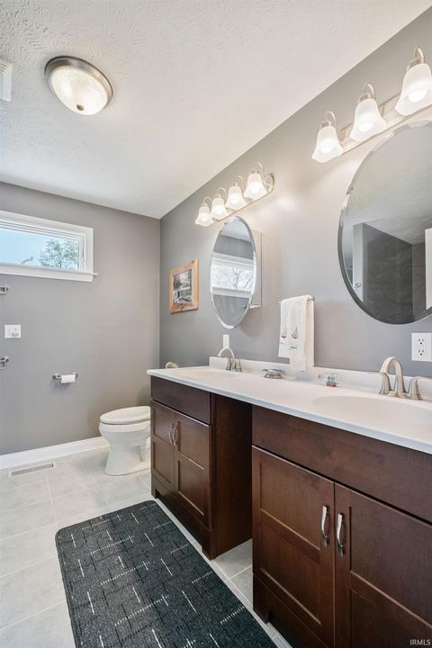 Tiny photo for 13032 S County Road 300 Road, Galveston, IN 46932 (MLS # 202615038)