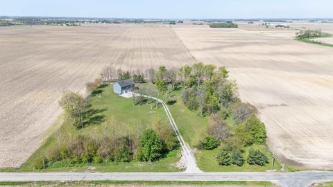 Tiny photo for 13032 S County Road 300 East Road, Galveston, IN 46932 (MLS # 202615038)
